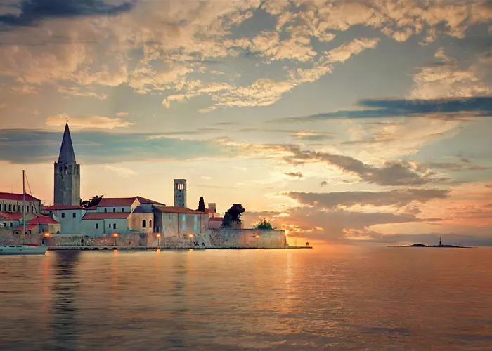 Sara Luxury In Center Apartament Poreč