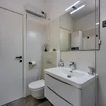 Sara Luxury In Center Appartement Poreč
