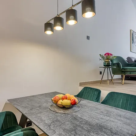 Apartment Sara Luxury In Center Porec