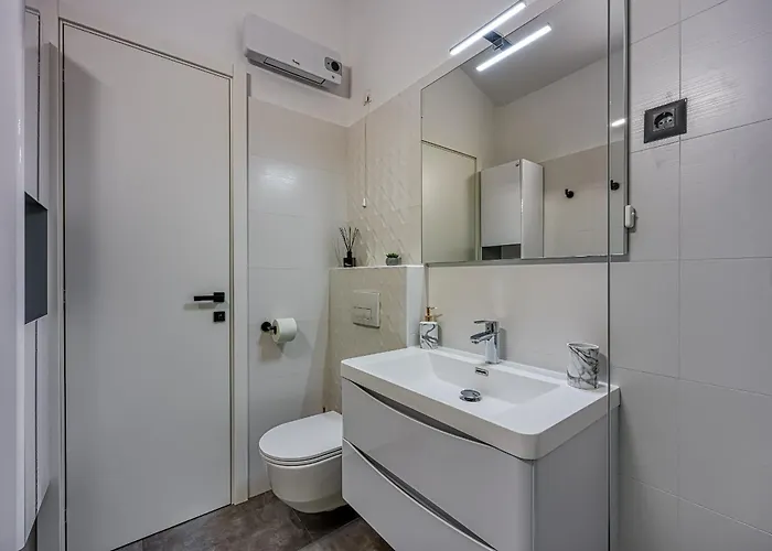 Sara Luxury In Center Апартаменты Пореч