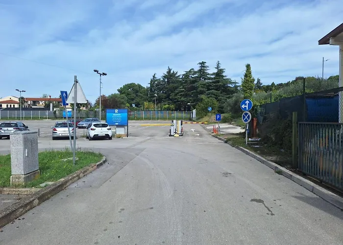 Sara Luxury In Center Daire
